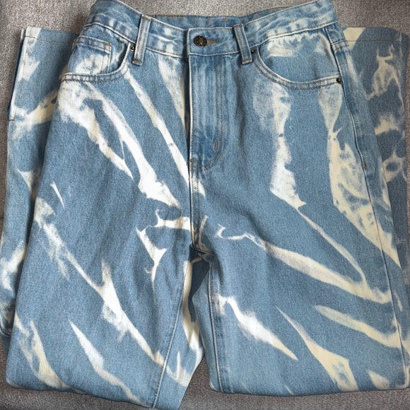 NWOT Princess Polly/Lioness Alabama Tie Dye Denim Jeans - Picture 1 of 5